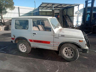 SUZUKI SAMURAI (SJ)
