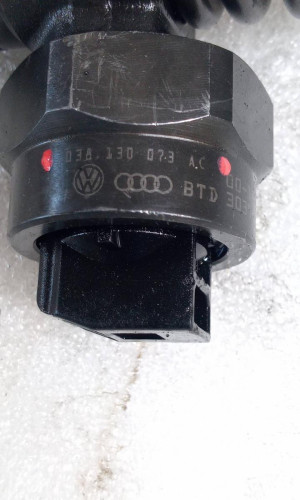  INYECTOR VOLKSWAGEN GOLF IV BERLINA (1J1)(10.1997) 