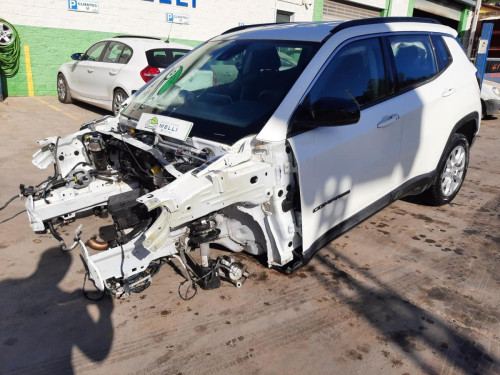Новый товар — автомобиль-донор на запчасти 