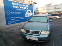 AUDI A6 BERLINA (4B2)