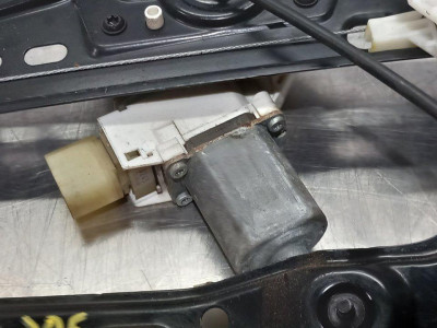 ELEVALUNAS DELANTERO IZQUIERDO, BMW, SERIE 3 TOURING (E91)