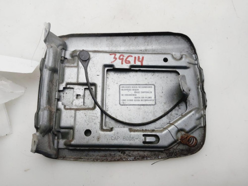 TAPA EXTERIOR COMBUSTIBLE SUBARU IMPREZA (G12) 