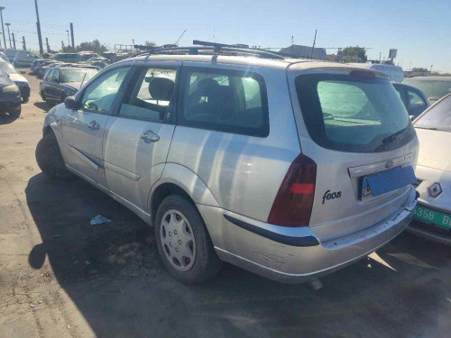  FORD FOCUS FAMILIAR (CAK) 