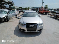 AUDI A6 BERLINA (4F2)