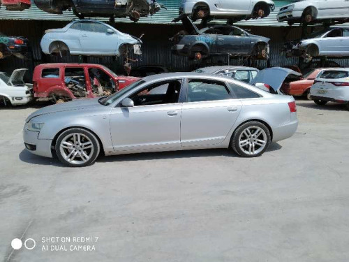  AUDI A6 BERLINA (4F2) 