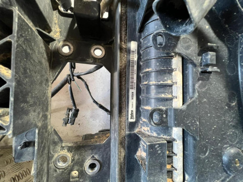 PANEL FRONTAL 