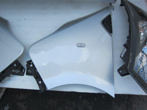 ALETA DELANTERA IZQUIERDA Renault TRAFIC III FURGÓN 
