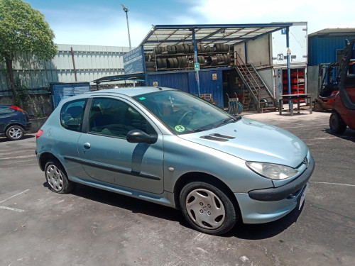  PEUGEOT 206 