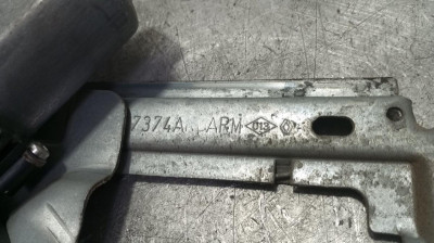 ELEVALUNAS TRASERO DERECHO