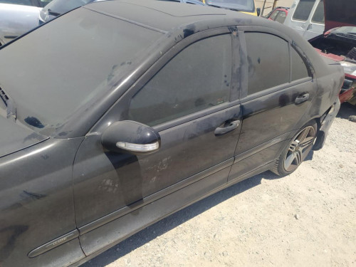 PUERTA DELANTERA IZQUIERDA MERCEDES-BENZ CLASE C (BM 203) BERLINA 