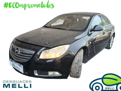 OPEL INSIGNIA BERLINA
