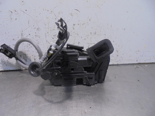 CERRADURA PUERTA DELANTERA DERECHA Volkswagen POLO V (6R1) 