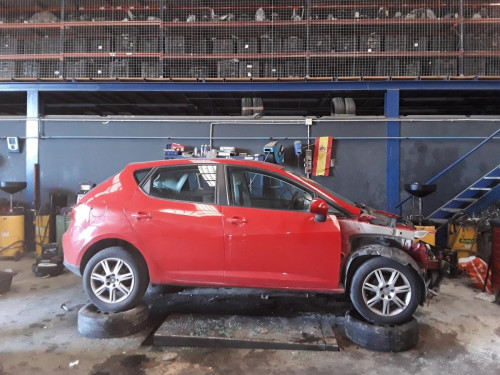 SEAT IBIZA BERLINA (6J5) — автомобиль-донор на запчасти 