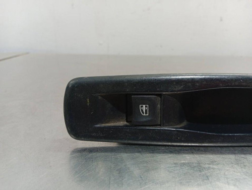  MANDO ELEVALUNAS TRASERO DERECHO RENAULT SCENIC III (JZ) 