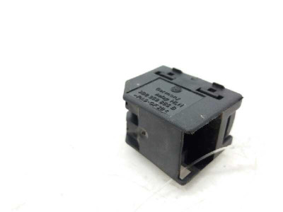 MANDO ELEVALUNAS TRASERO DERECHO, VOLKSWAGEN, GOLF IV BERLINA (1J1)(10.1997)