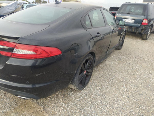  PUERTA TRASERA DERECHA JAGUAR XF 