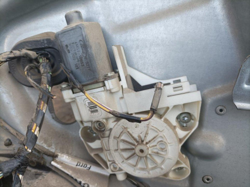  ELEVALUNAS DELANTERO DERECHO OPEL CORSA C 