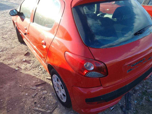 PEUGEOT 206 + — автомобиль-донор на запчасти 
