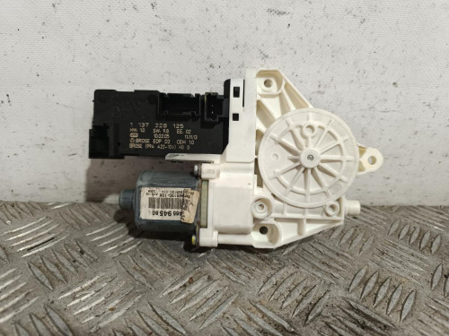  MOTOR ELEVALUNAS DELANTERO IZQUIERDO 