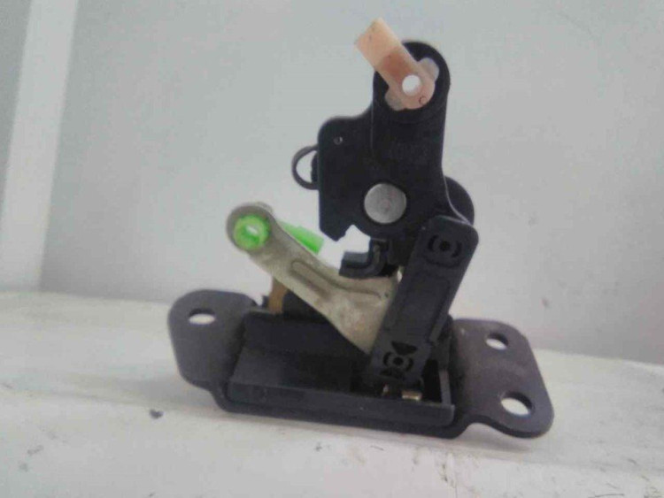 CERRADURA MALETERO / PORTON