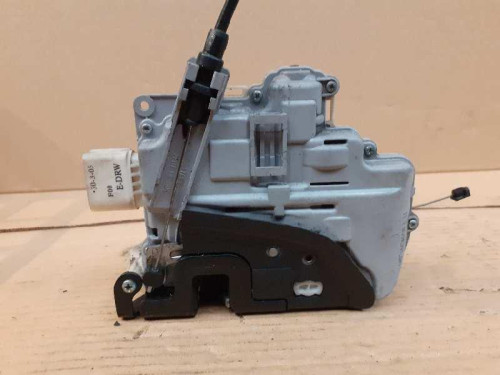  CERRADURA PUERTA DELANTERA DERECHA 