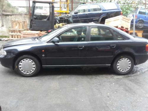  AUDI A4 BERLINA (B5) 