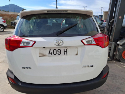 TOYOTA RAV4 (A4)