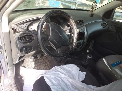  FORD FOCUS BERLINA (CAK) 