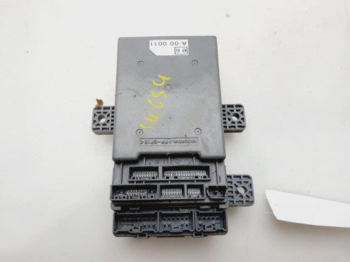 CAJA RELES / FUSIBLES Honda CIVIC 5 PUERTAS (FK) 