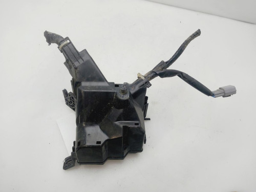 CAJA RELES / FUSIBLES Mazda 2 BERLINA (DE) 