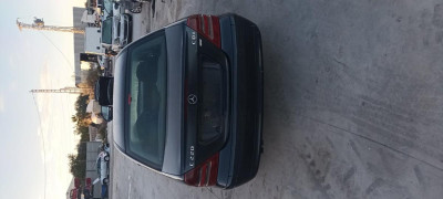 MERCEDES-BENZ CLASE C (BM 203) BERLINA