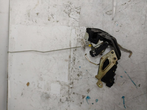 CERRADURA PUERTA DELANTERA DERECHA HYUNDAI ACCENT (LC) 
