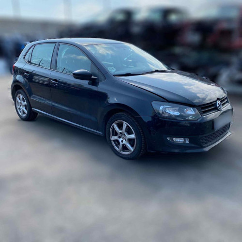 VOLKSWAGEN POLO V (6R1) de segunda mano