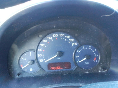 PEUGEOT 1007