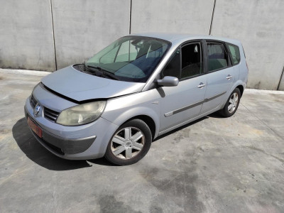 RENAULT SCENIC II (JM)
