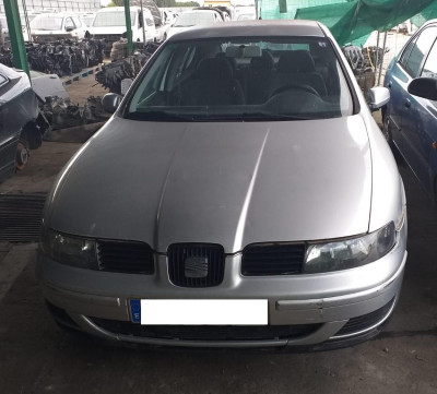 SEAT LEON (1M1)