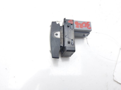 MANDO ELEVALUNAS TRASERO DERECHO, SKODA, OCTAVIA BERLINA (1Z3)