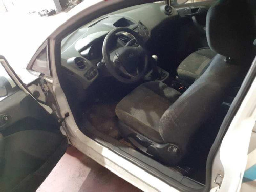 FORD FIESTA (CB1) — vehículo donante para recambios 