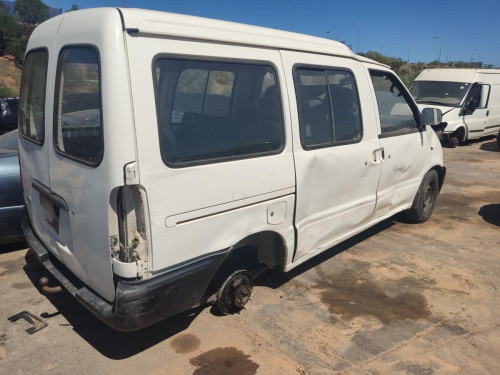 NISSAN SERENA (C23M) 