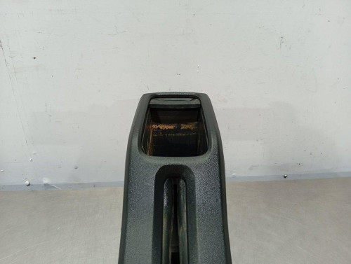  APOYABRAZOS CENTRAL, PEUGEOT, 2008 