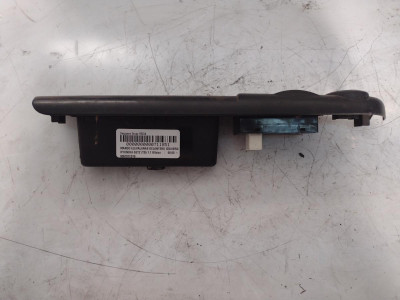 MANDO ELEVALUNAS DELANTERO IZQUIERDO, HYUNDAI, GETZ (TB)