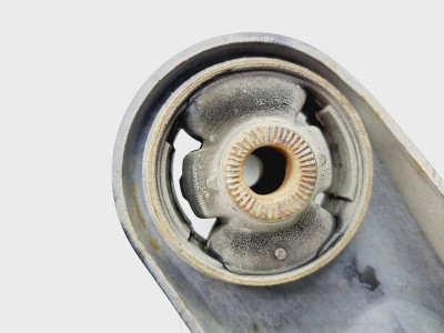 BRAZO SUSPENSION INFERIOR DELANTERO DERECHO, KIA, CEED (JD)
