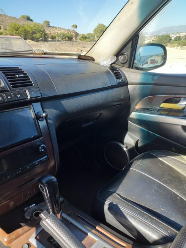 SSANGYONG REXTON — vehículo donante para recambios 