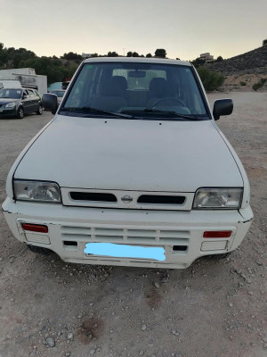 NISSAN TERRANO II (R20)