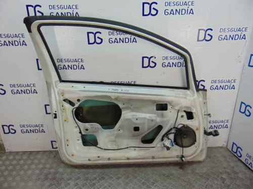 PUERTA DELANTERA IZQUIERDA used