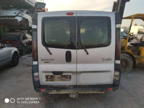  RENAULT TRAFIC II COMBI 