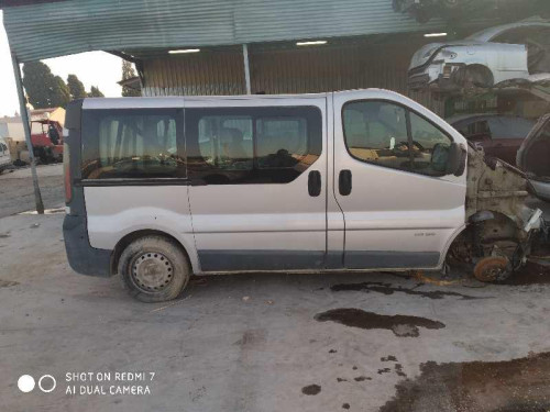  RENAULT TRAFIC II COMBI 