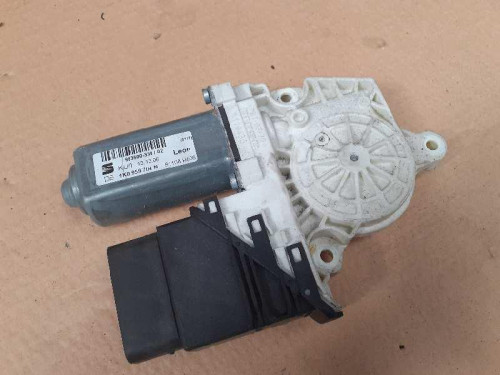  MOTOR ELEVALUNAS TRASERO DERECHO 