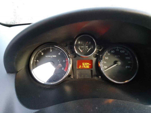 PEUGEOT 206 + — vehículo donante para recambios 