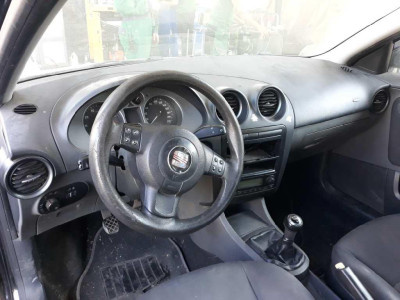 SEAT IBIZA (6L1)